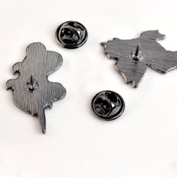 Unicorn Pins ❗️RESTOCKED❗️ - Picture 4 of 6